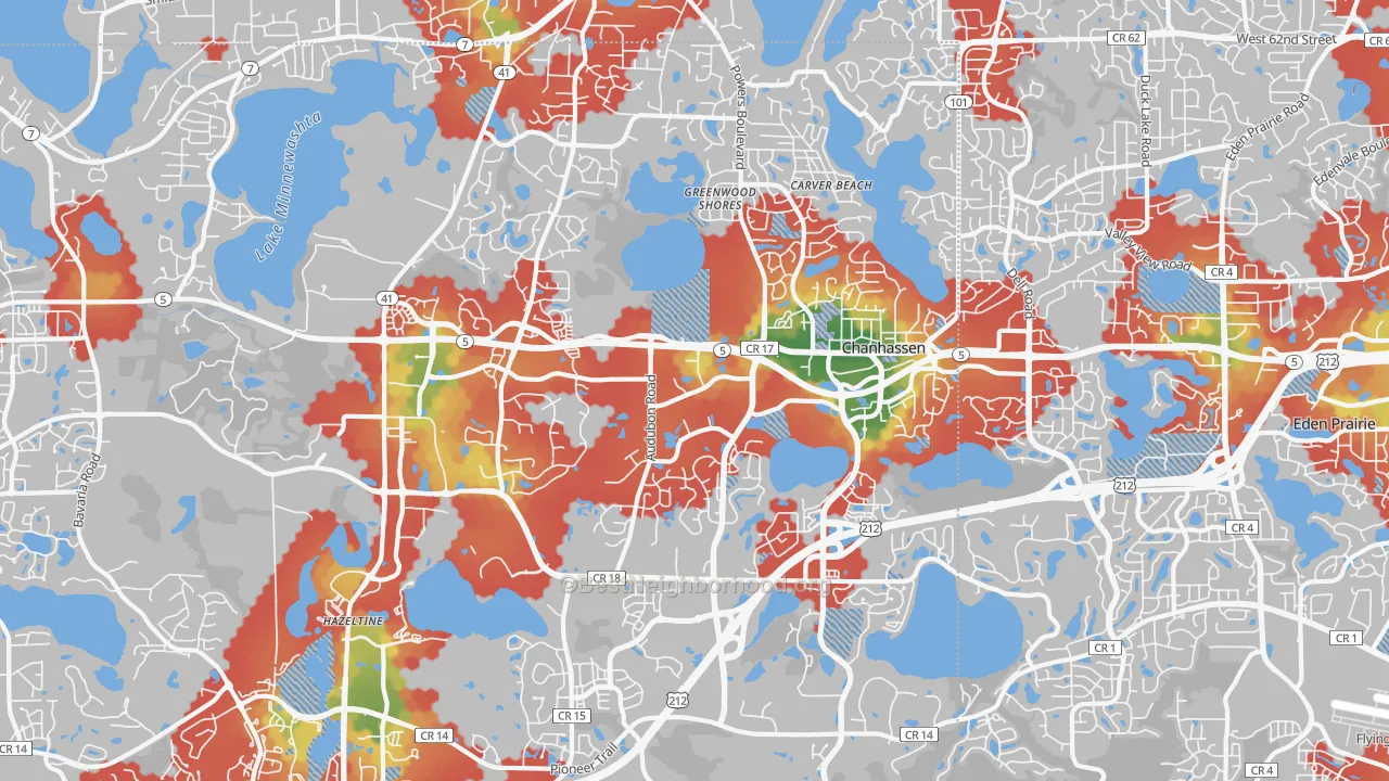Walk Grade map of Chanhassen, MN, walkable areas in green and car-dependent areas in red