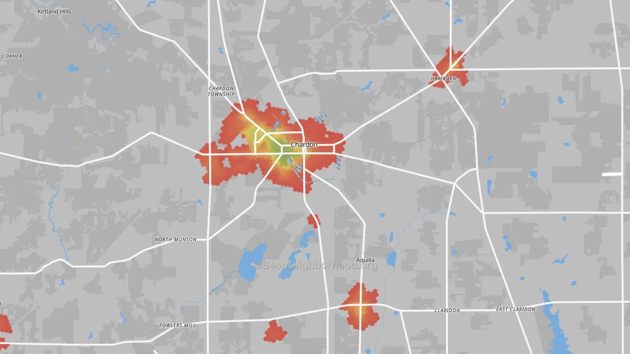 Walk Grade map of Chardon, OH, walkable areas in green and car-dependent areas in red