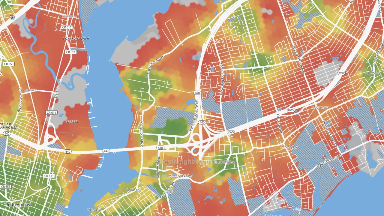 Walk Grade map of Charleston, Staten Island, NY, walkable areas in green and car-dependent areas in red
