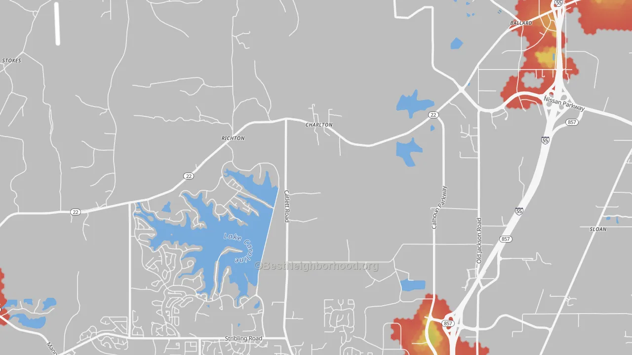 Walk Grade map of Charlton, MS, walkable areas in green and car-dependent areas in red