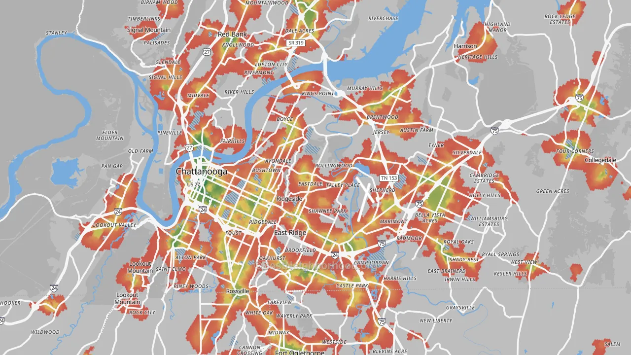 Walk Grade map of Chattanooga, TN, walkable areas in green and car-dependent areas in red