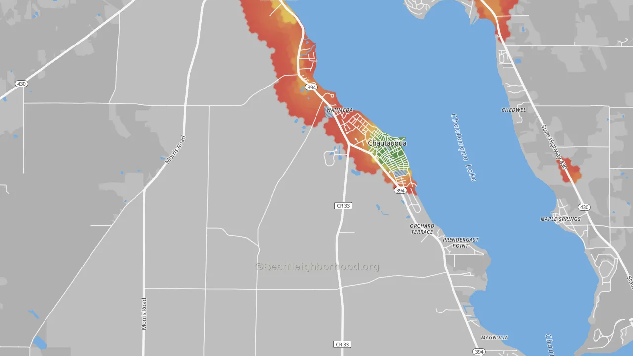 Walk Grade map of Chautauqua, NY, walkable areas in green and car-dependent areas in red