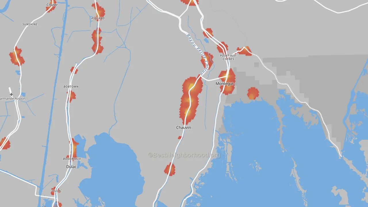Walk Grade map of Chauvin, LA, walkable areas in green and car-dependent areas in red