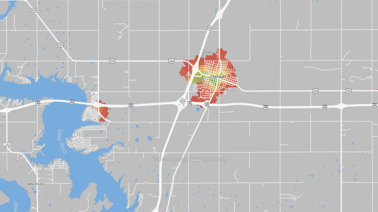 Walk Grade map of Checotah, OK, walkable areas in green and car-dependent areas in red