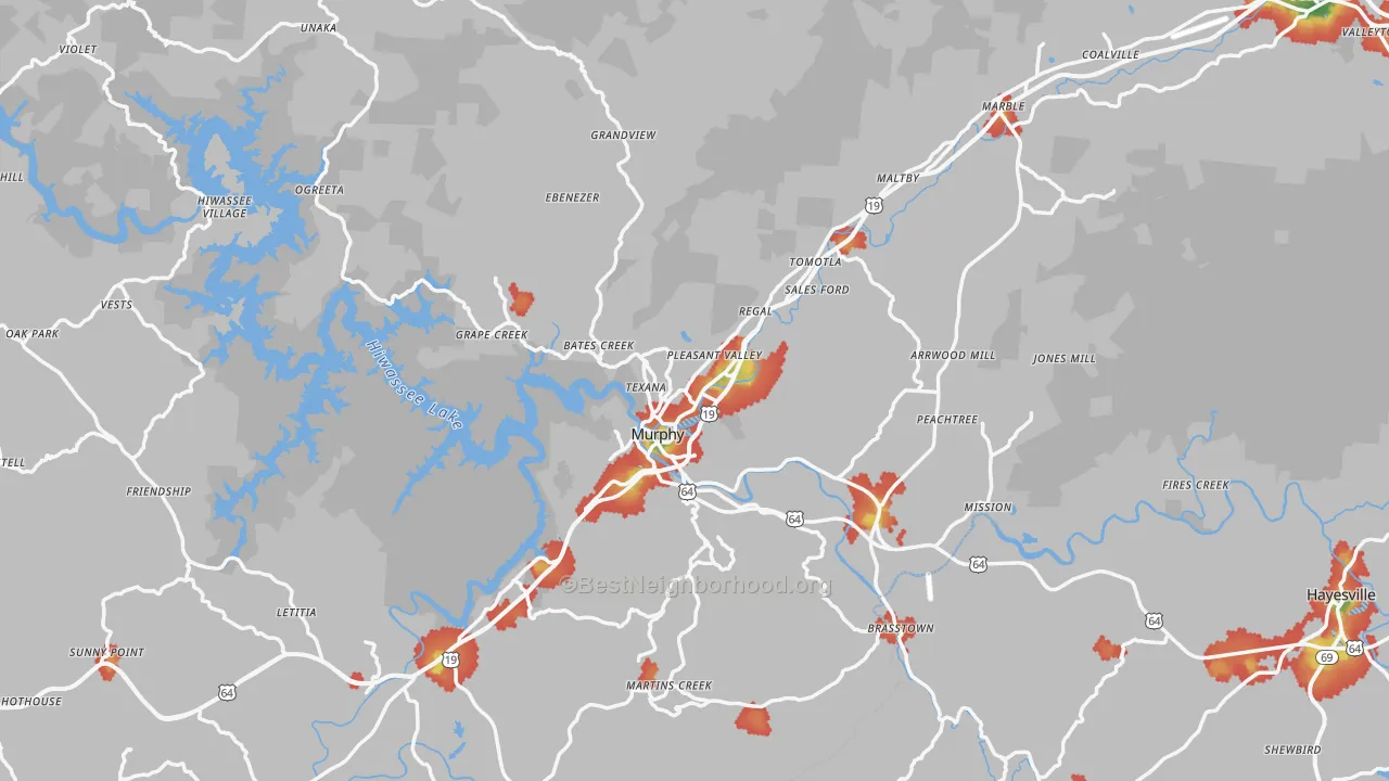 Walk Grade map of Cherokee County, NC, walkable areas in green and car-dependent areas in red