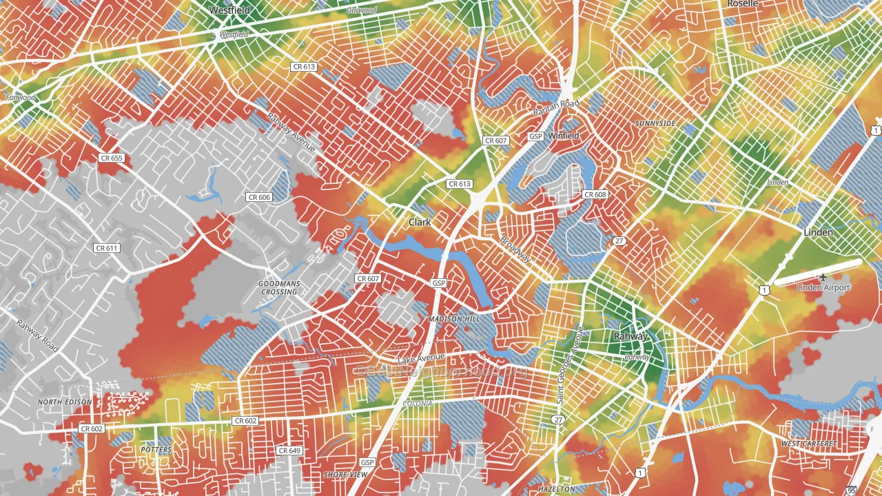 Walk Grade map of Clark, NJ, walkable areas in green and car-dependent areas in red