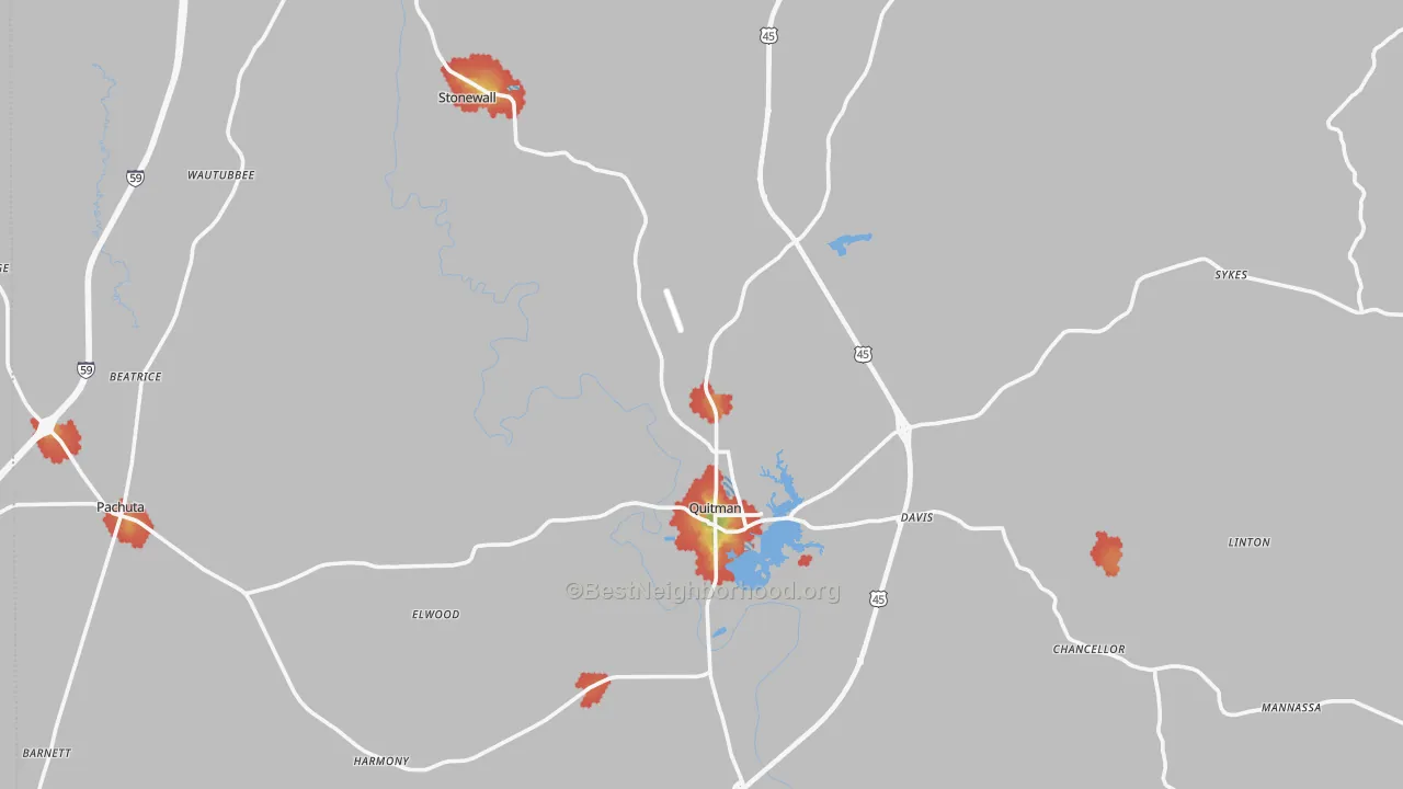 Walk Grade map of Clarke County, MS, walkable areas in green and car-dependent areas in red