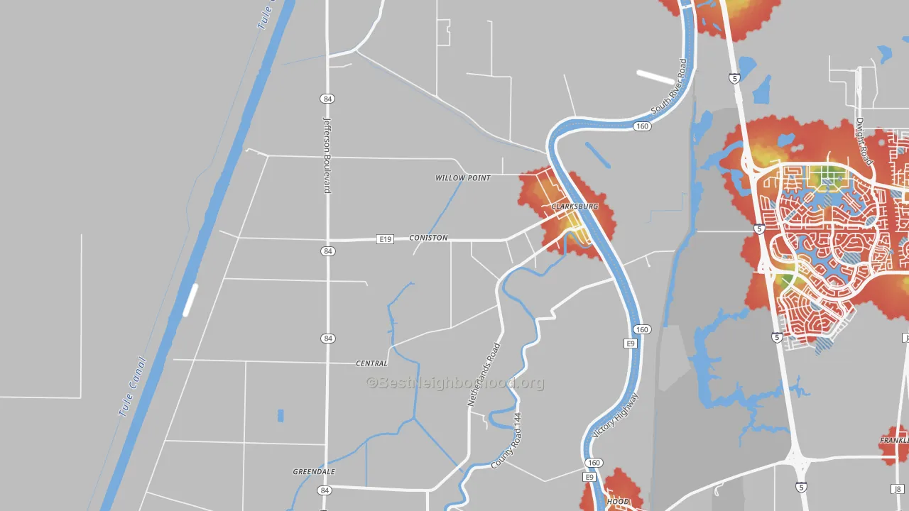 Walk Grade map of Clarksburg, CA, walkable areas in green and car-dependent areas in red
