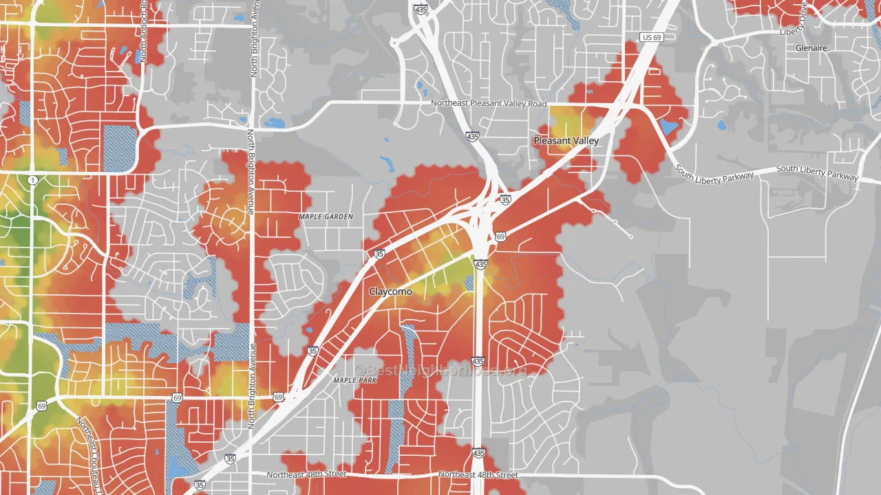 Walk Grade map of Claycomo, MO, walkable areas in green and car-dependent areas in red