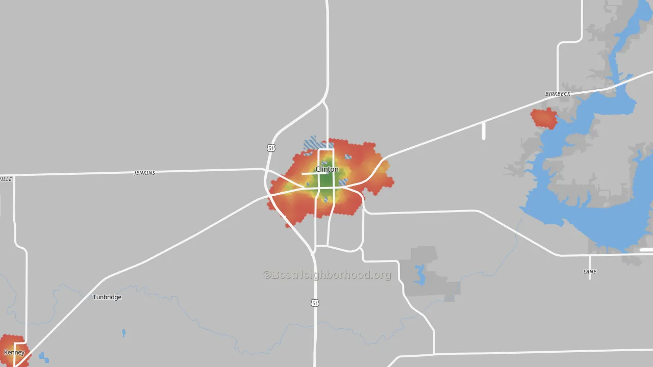 Walk Grade map of Clinton, IL, walkable areas in green and car-dependent areas in red