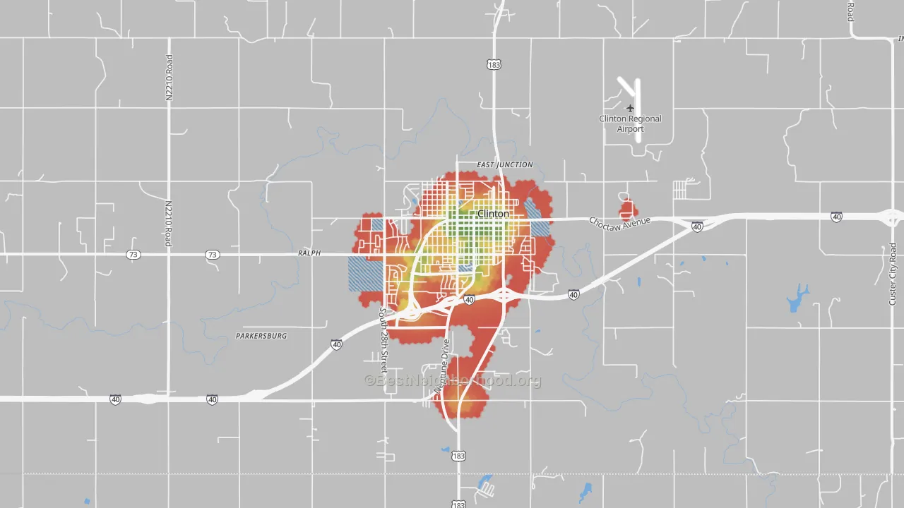 Walk Grade map of Clinton, OK, walkable areas in green and car-dependent areas in red