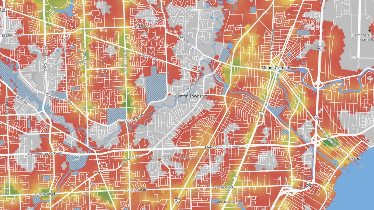 Walk Grade map of Clinton Township, MI, walkable areas in green and car-dependent areas in red