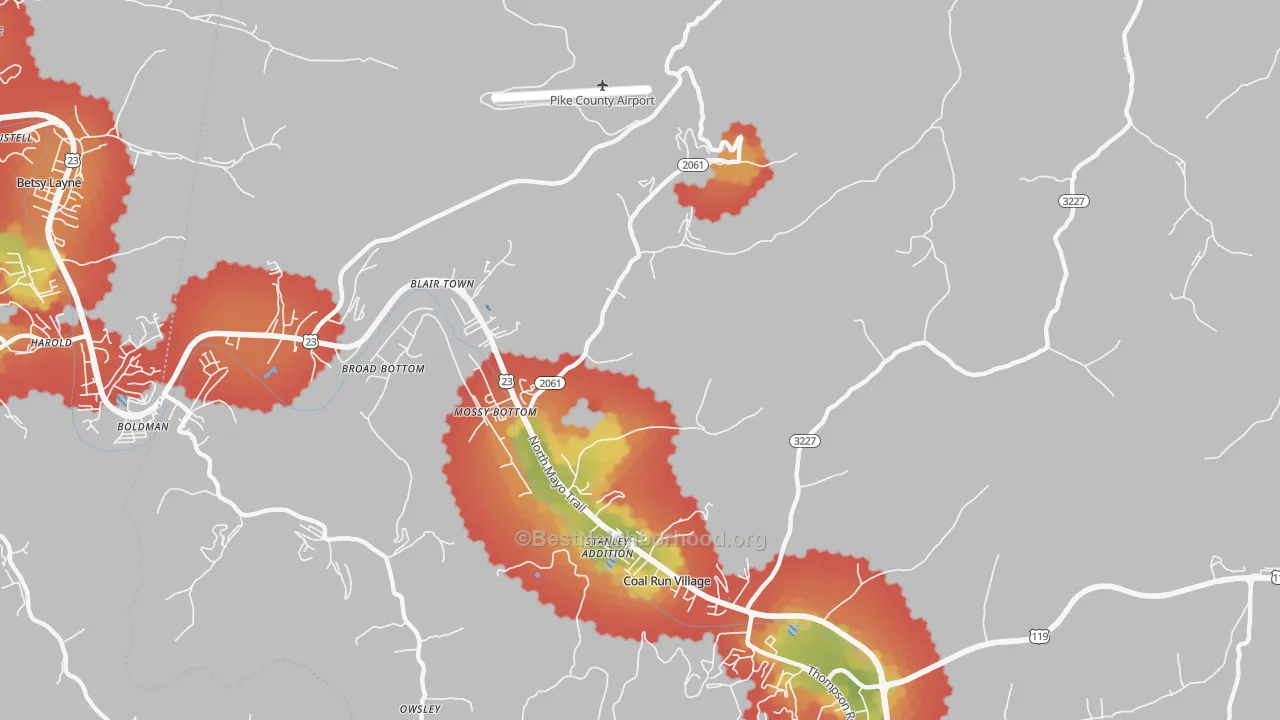 Walk Grade map of Coal Run Village, KY, walkable areas in green and car-dependent areas in red