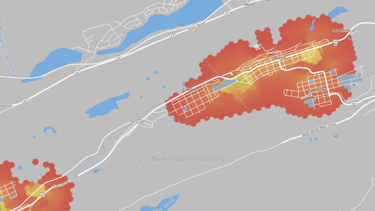 Walk Grade map of Coaldale, PA, walkable areas in green and car-dependent areas in red