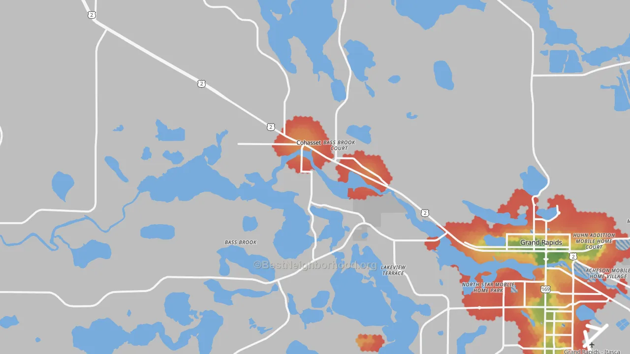 Walk Grade map of Cohasset, MN, walkable areas in green and car-dependent areas in red