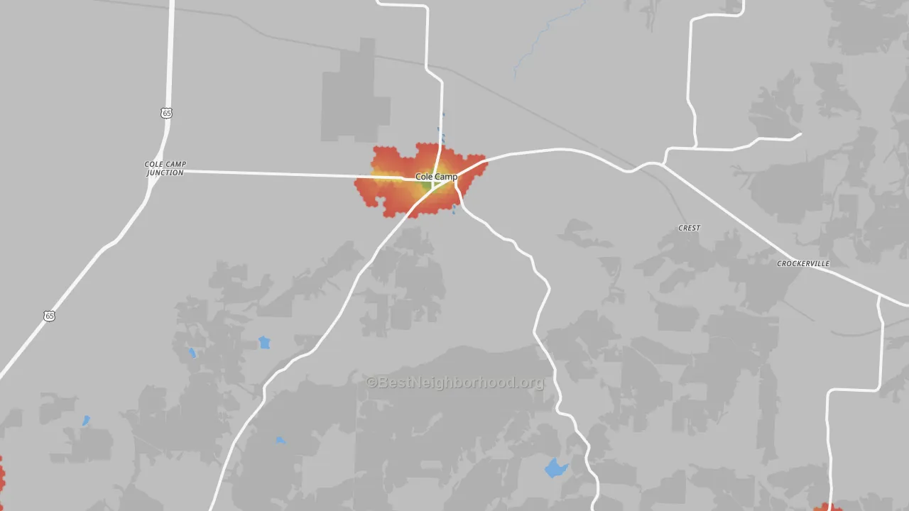 Walk Grade map of Cole Camp, MO, walkable areas in green and car-dependent areas in red