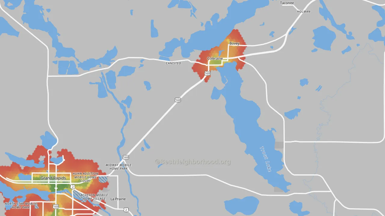 Walk Grade map of Coleraine, MN, walkable areas in green and car-dependent areas in red