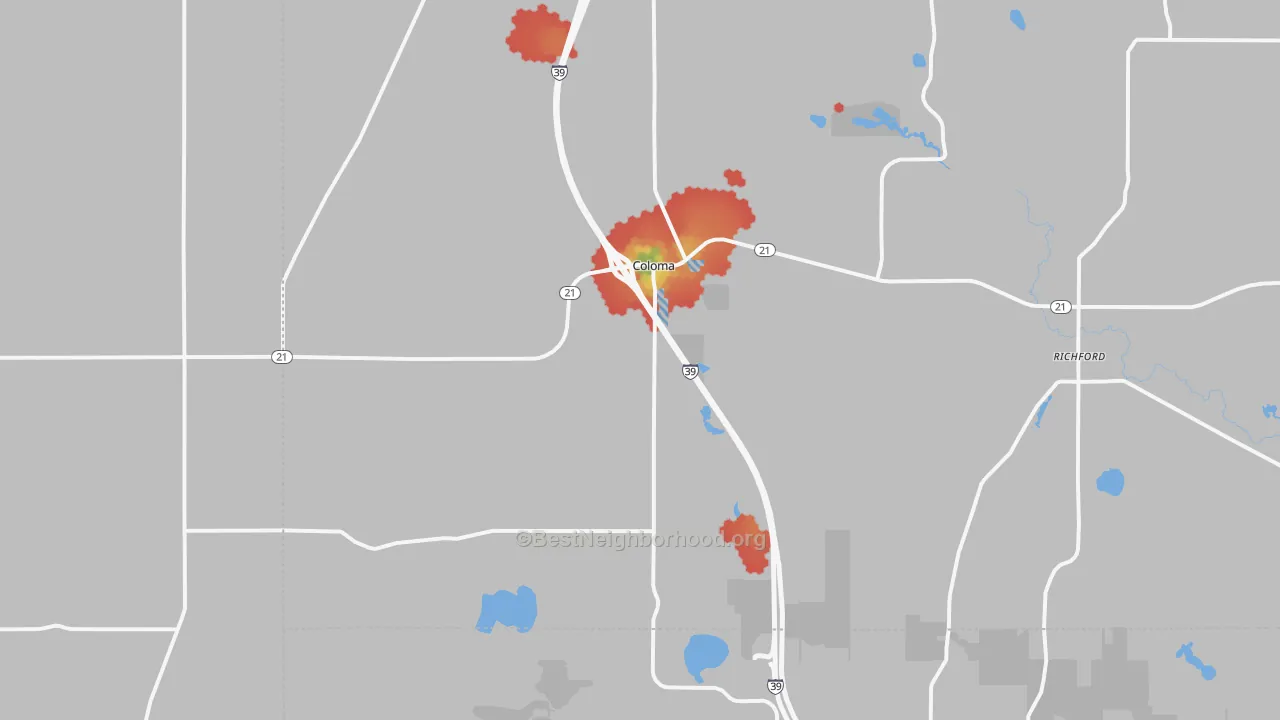 Walk Grade map of Coloma, WI, walkable areas in green and car-dependent areas in red