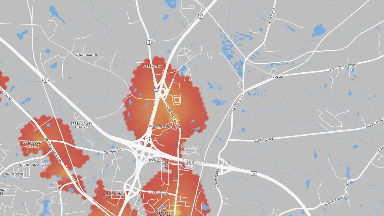 Walk Grade map of Colon, NC, walkable areas in green and car-dependent areas in red