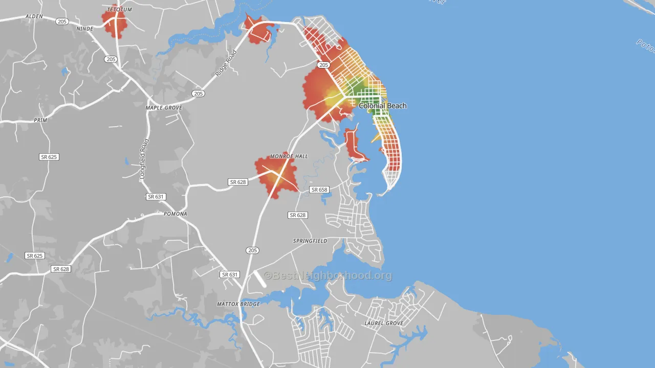 Walk Grade map of Colonial Beach, VA, walkable areas in green and car-dependent areas in red