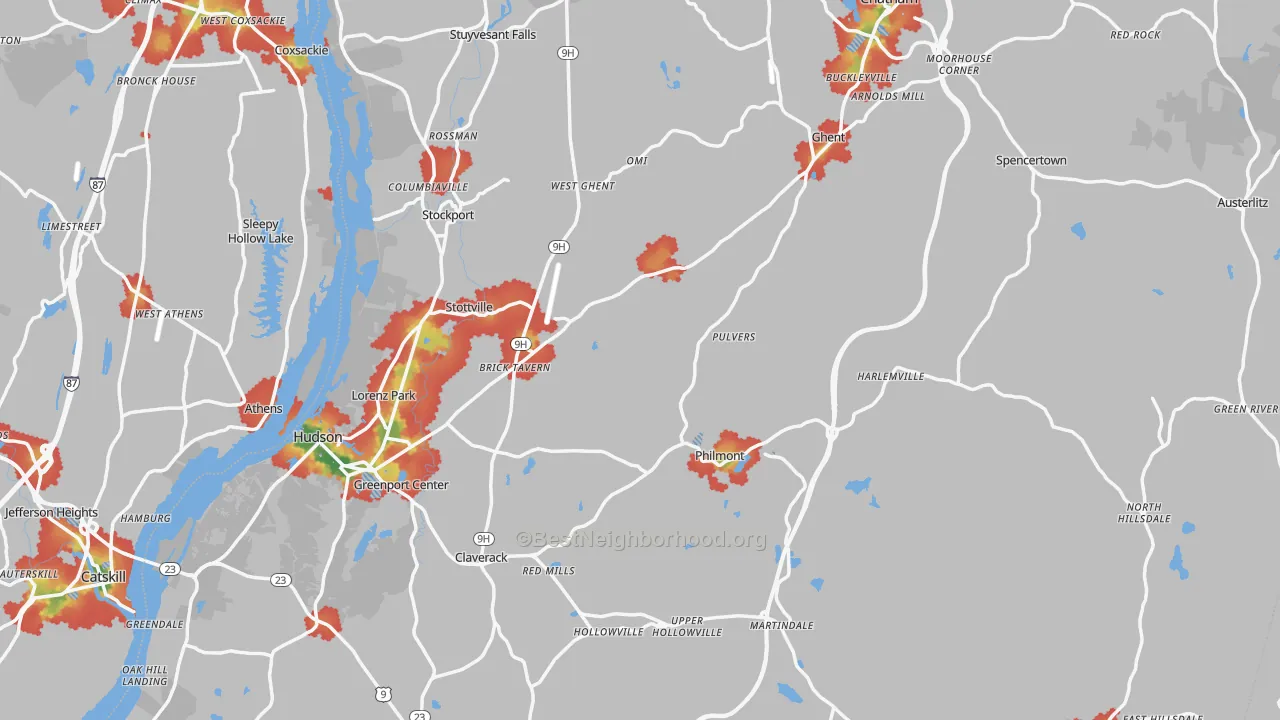 Walk Grade map of Columbia County, NY, walkable areas in green and car-dependent areas in red
