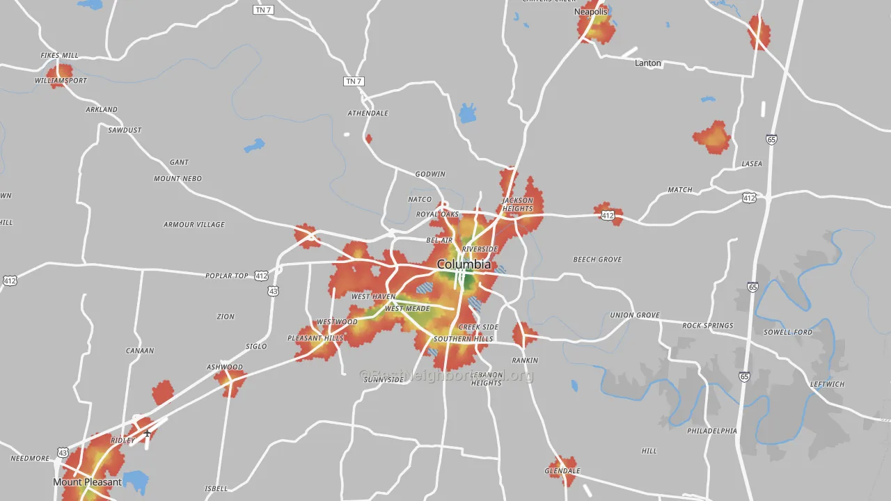 Walk Grade map of Columbia, TN, walkable areas in green and car-dependent areas in red