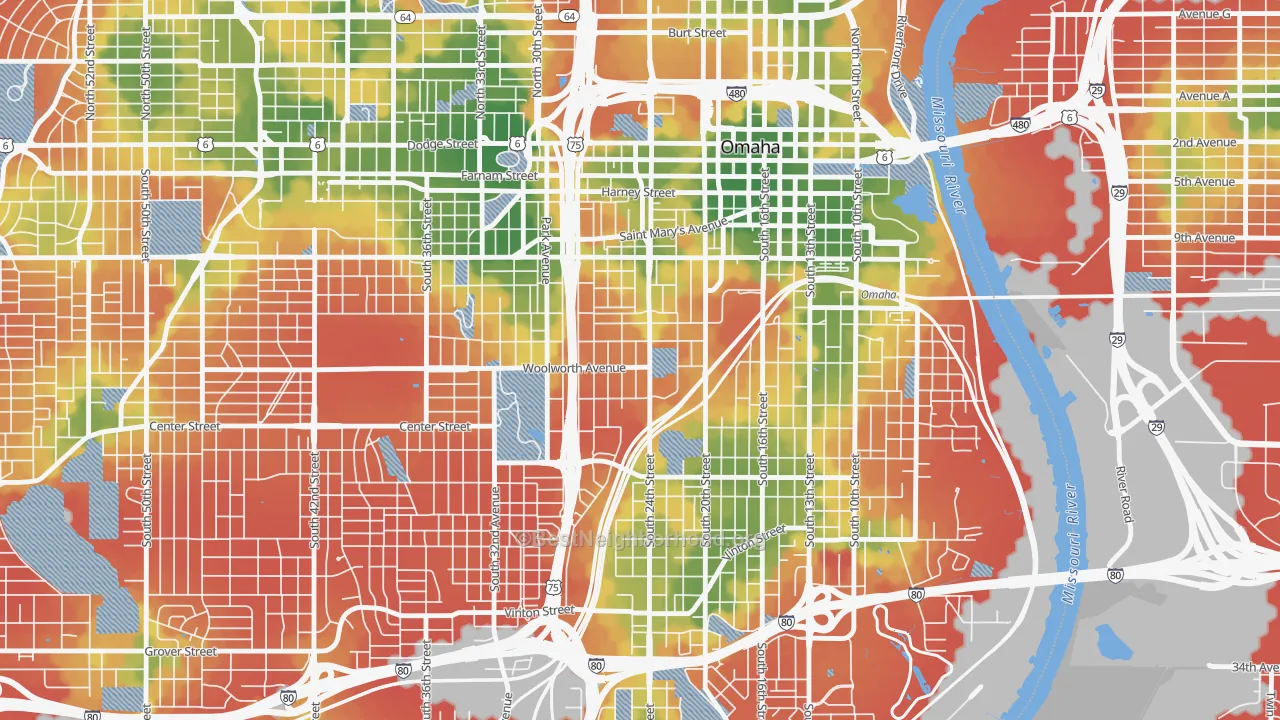 Walk Grade map of Columbus Park, Omaha, NE, walkable areas in green and car-dependent areas in red