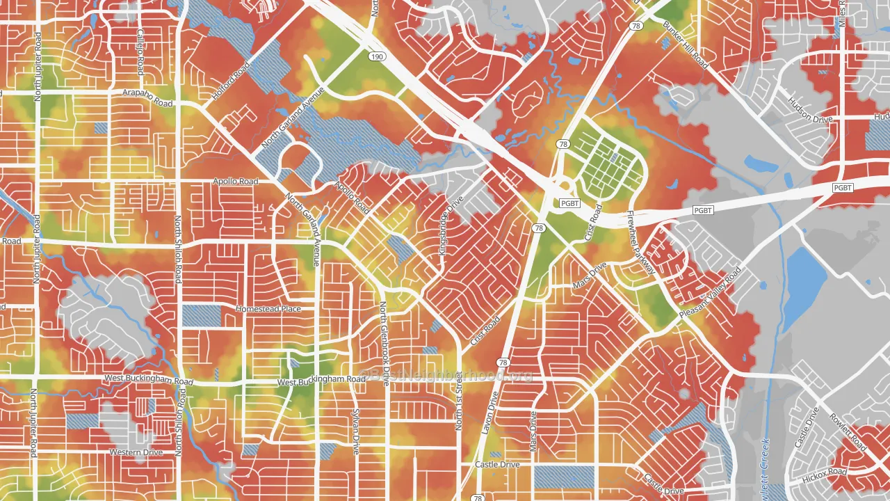 Walk Grade map of Coomer Creek, Garland, TX, walkable areas in green and car-dependent areas in red