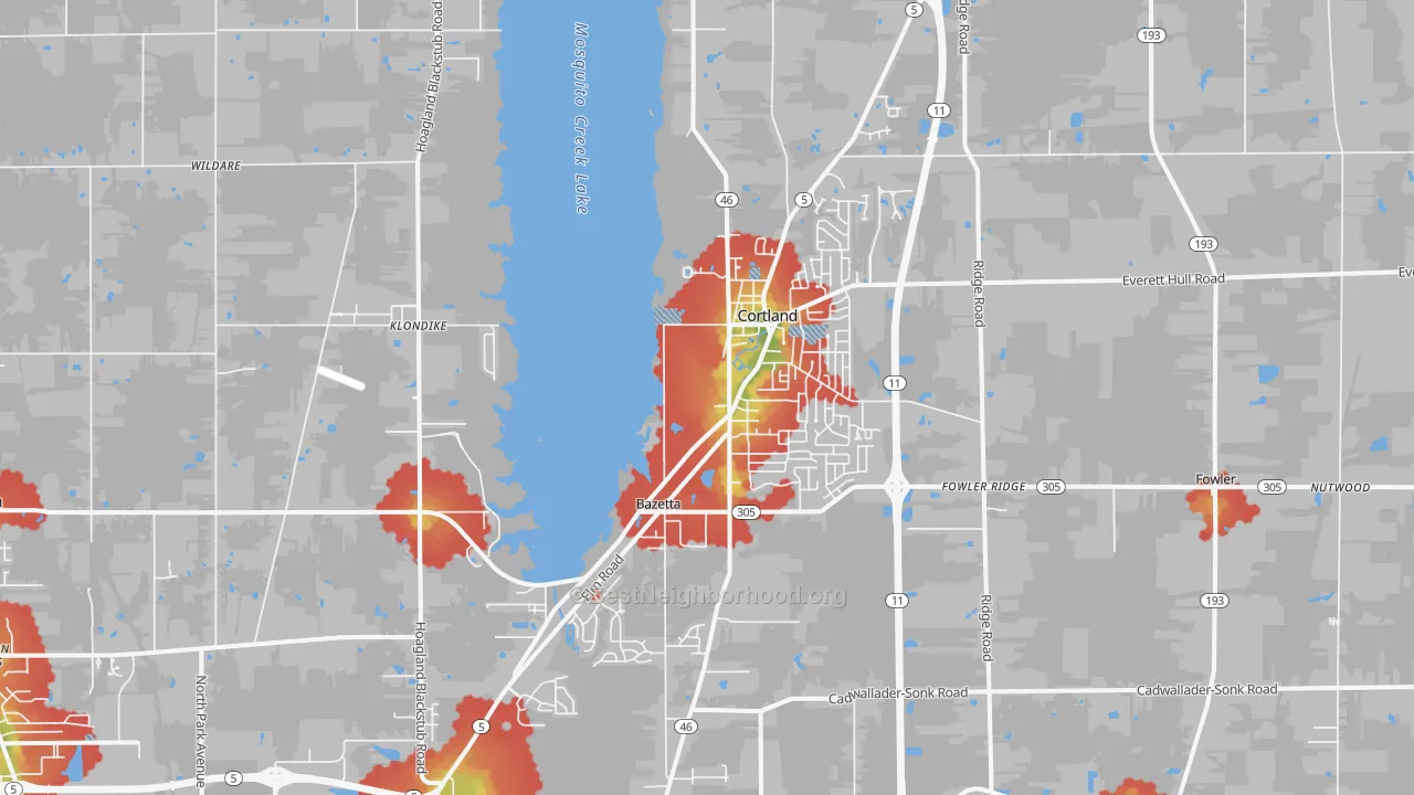 Walk Grade map of Cortland, OH, walkable areas in green and car-dependent areas in red