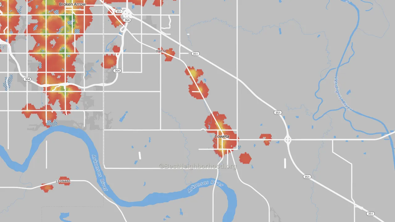 Walk Grade map of Coweta, OK, walkable areas in green and car-dependent areas in red