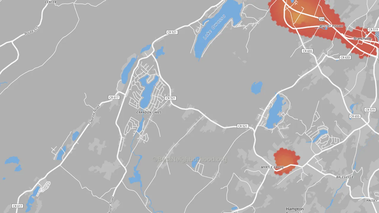 Walk Grade map of Crandon Lakes, NJ, walkable areas in green and car-dependent areas in red
