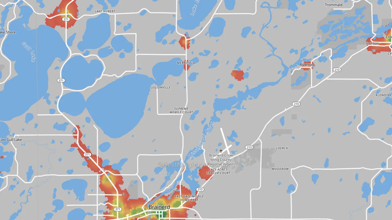 Walk Grade map of Crow Wing County, MN, walkable areas in green and car-dependent areas in red