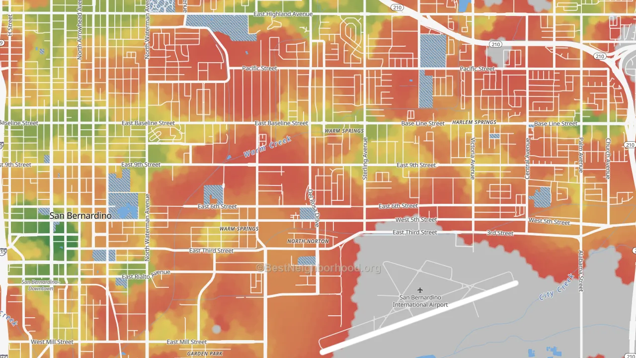 Walk Grade map of Curtis, Highland, CA, walkable areas in green and car-dependent areas in red