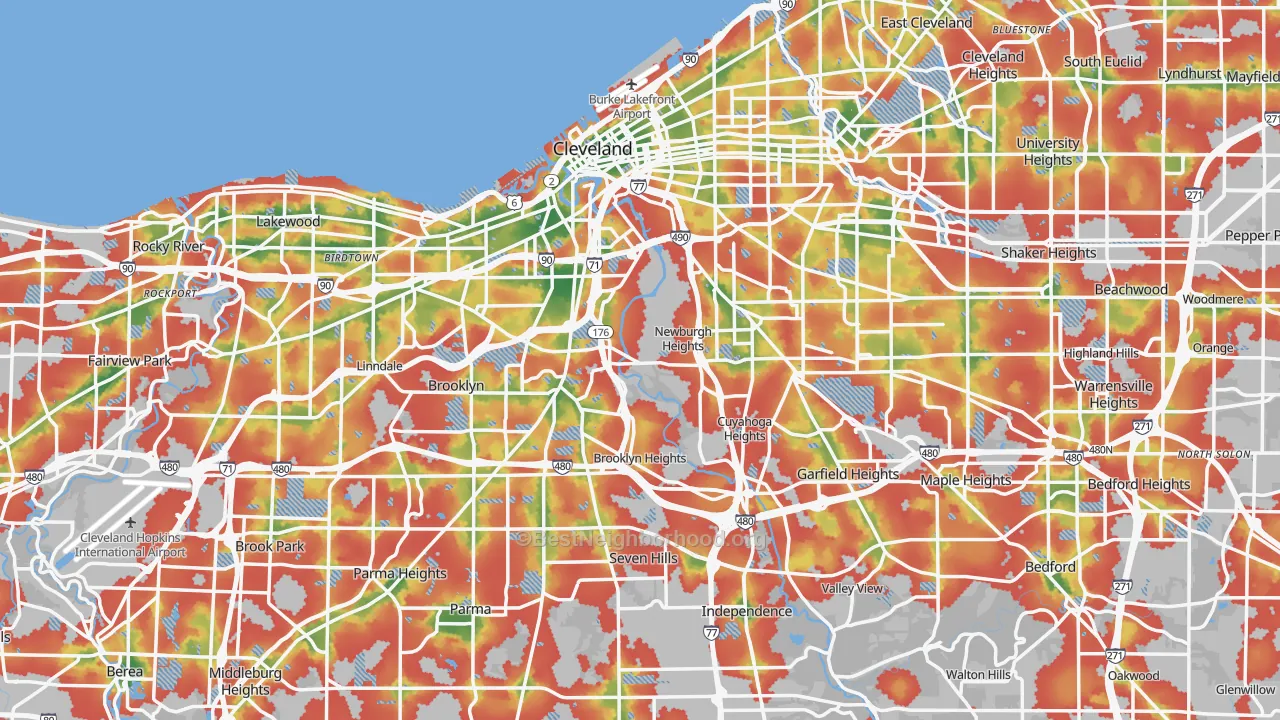 Walk Grade map of Cuyahoga County, OH, walkable areas in green and car-dependent areas in red
