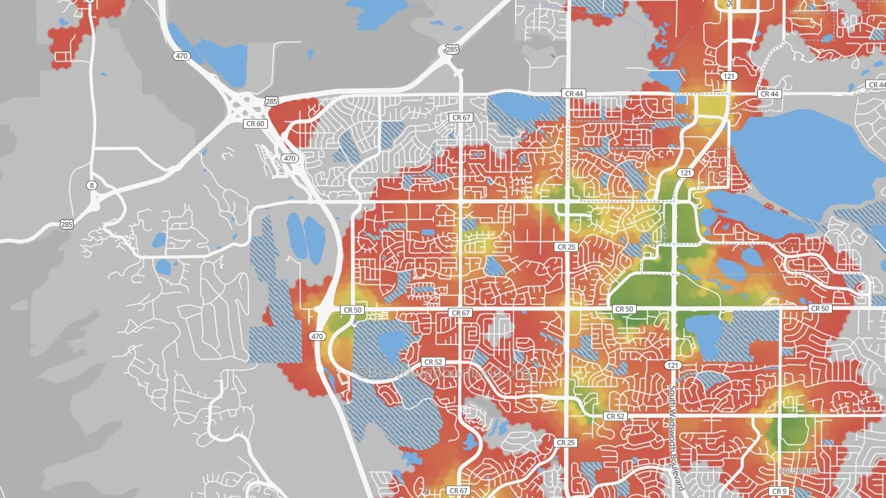 Walk Grade map of Dakota Ridge, CO, walkable areas in green and car-dependent areas in red