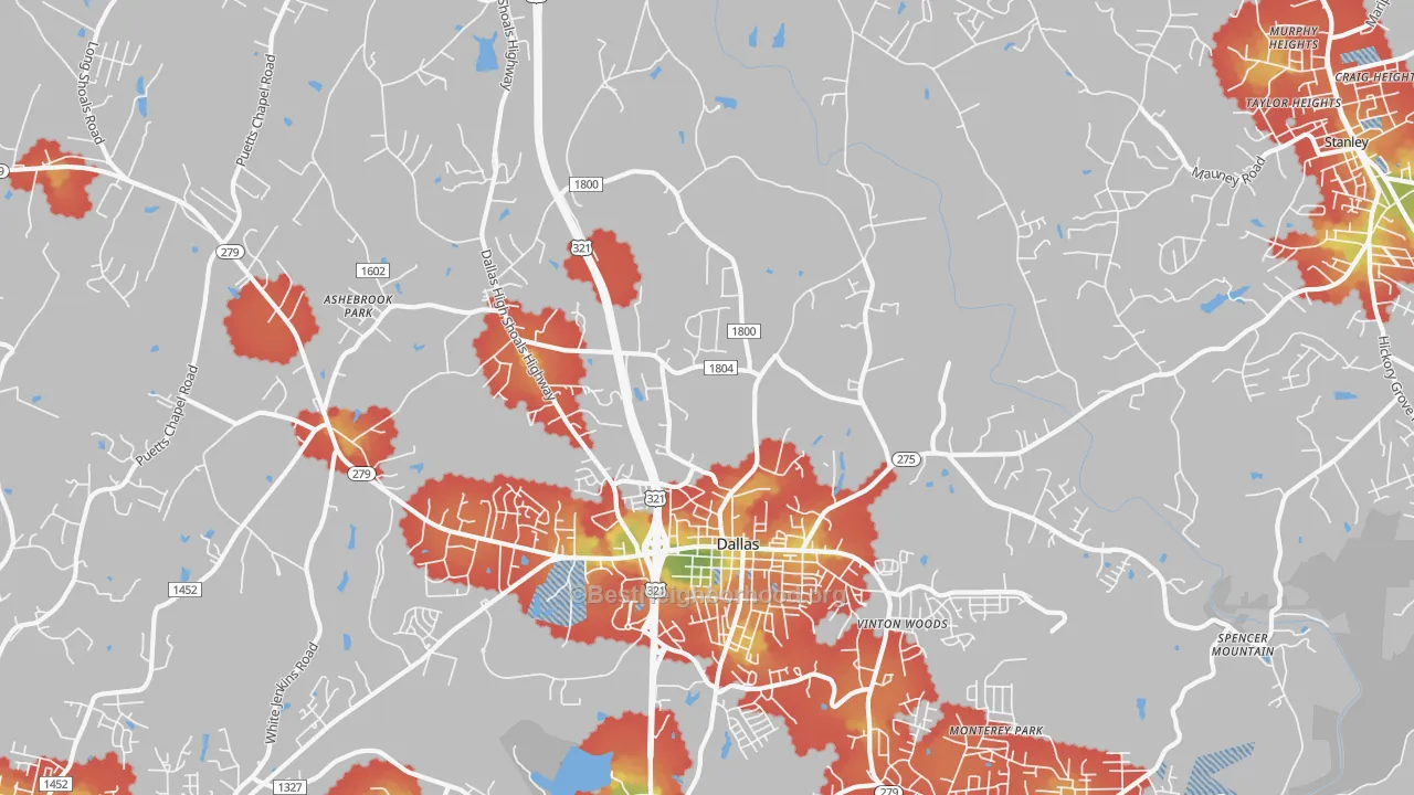 Walk Grade map of Dallas, NC, walkable areas in green and car-dependent areas in red