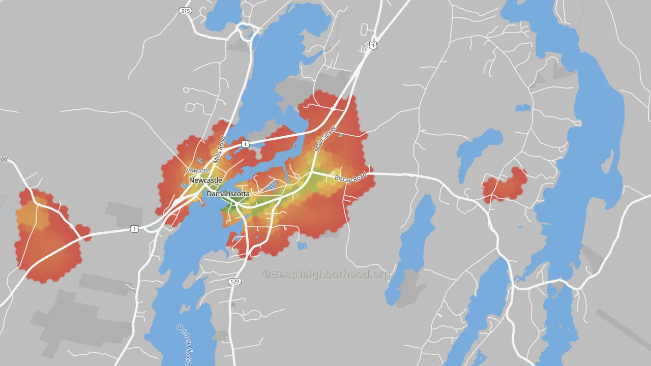 Walk Grade map of Damariscotta, ME, walkable areas in green and car-dependent areas in red