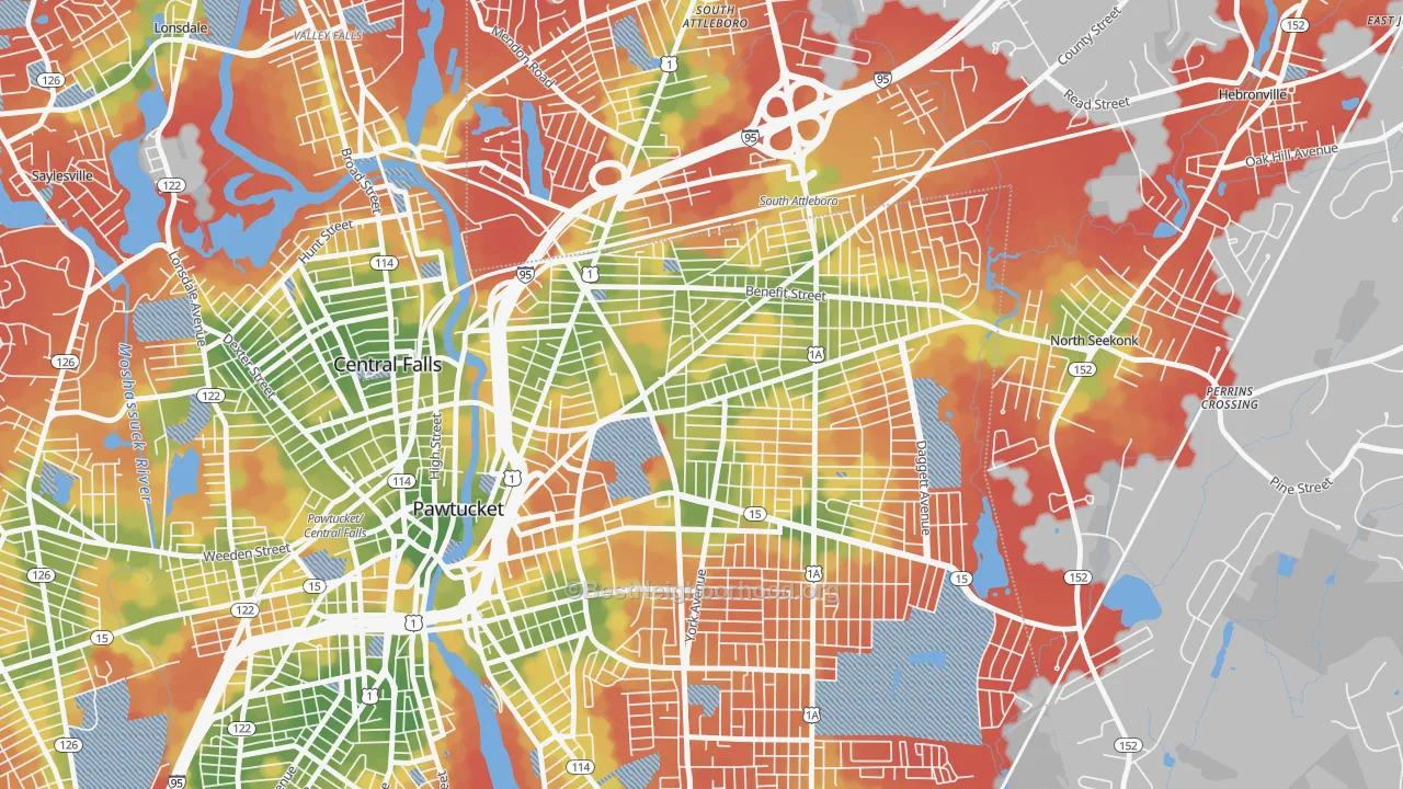 Walk Grade map of Darlington, Pawtucket, RI, walkable areas in green and car-dependent areas in red