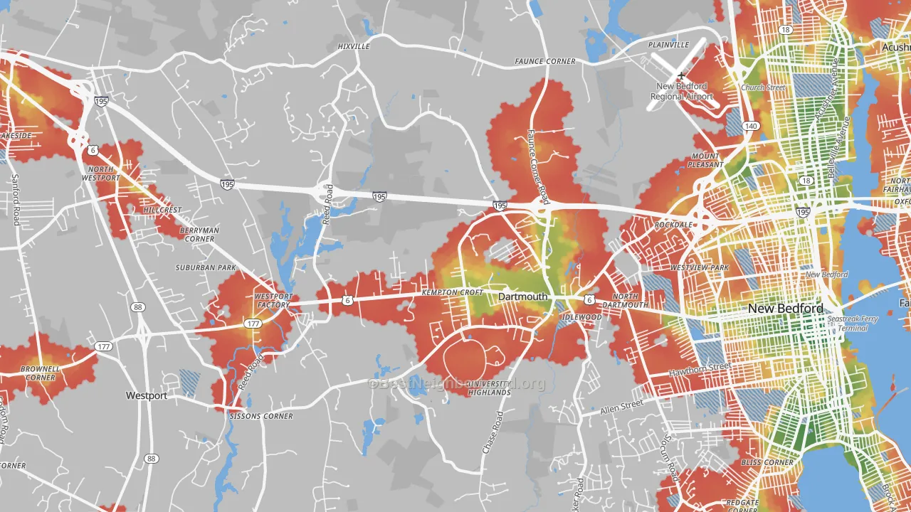 Walk Grade map of Dartmouth, MA, walkable areas in green and car-dependent areas in red