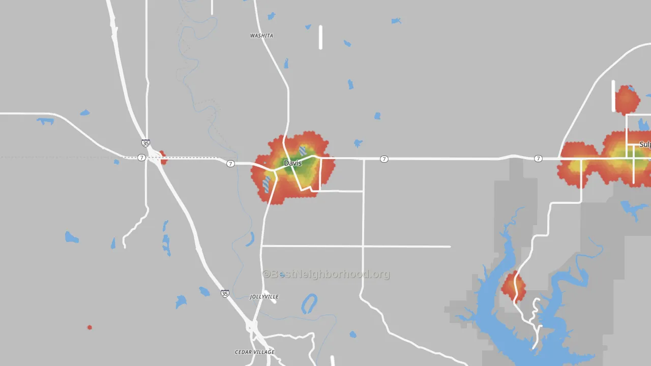 Walk Grade map of Davis, OK, walkable areas in green and car-dependent areas in red