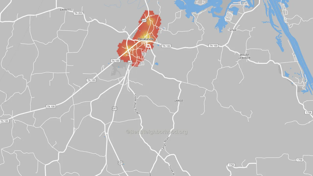 Walk Grade map of Decaturville, TN, walkable areas in green and car-dependent areas in red