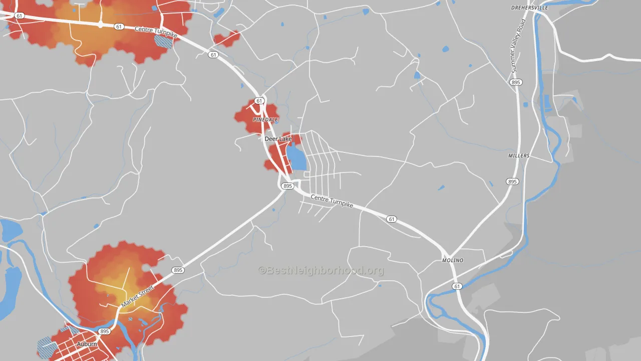 Walk Grade map of Deer Lake, PA, walkable areas in green and car-dependent areas in red