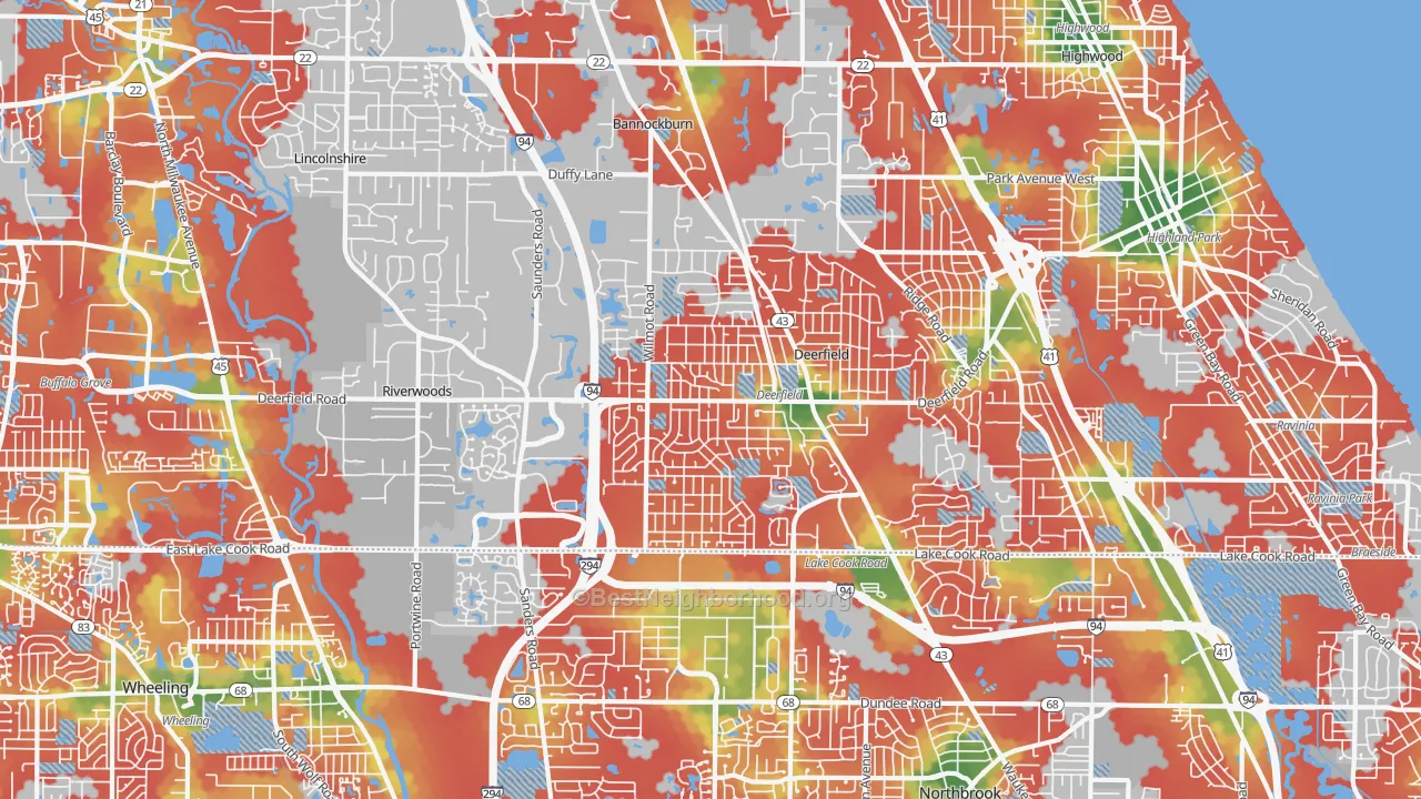 Walk Grade map of Deerfield, IL, walkable areas in green and car-dependent areas in red