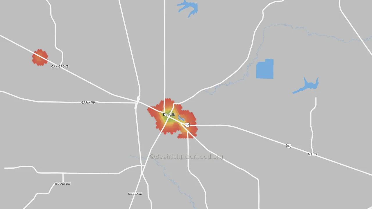 Walk Grade map of DeKalb, TX, walkable areas in green and car-dependent areas in red