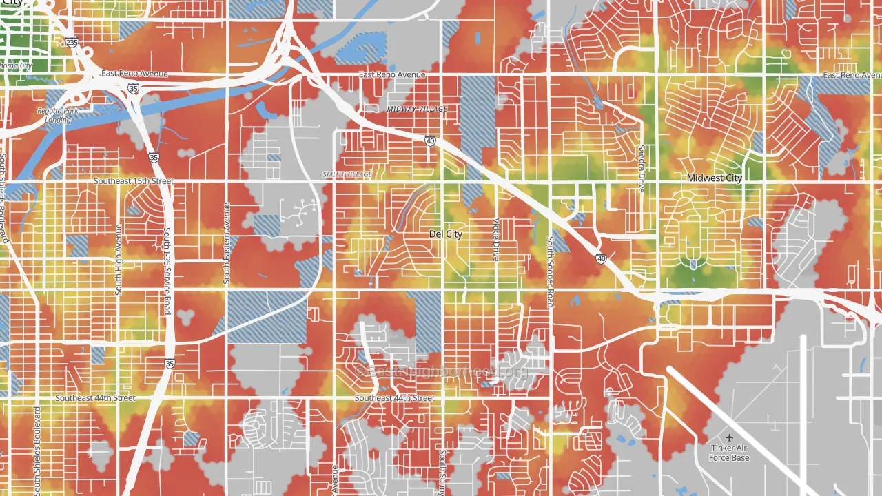Walk Grade map of Del City, OK, walkable areas in green and car-dependent areas in red