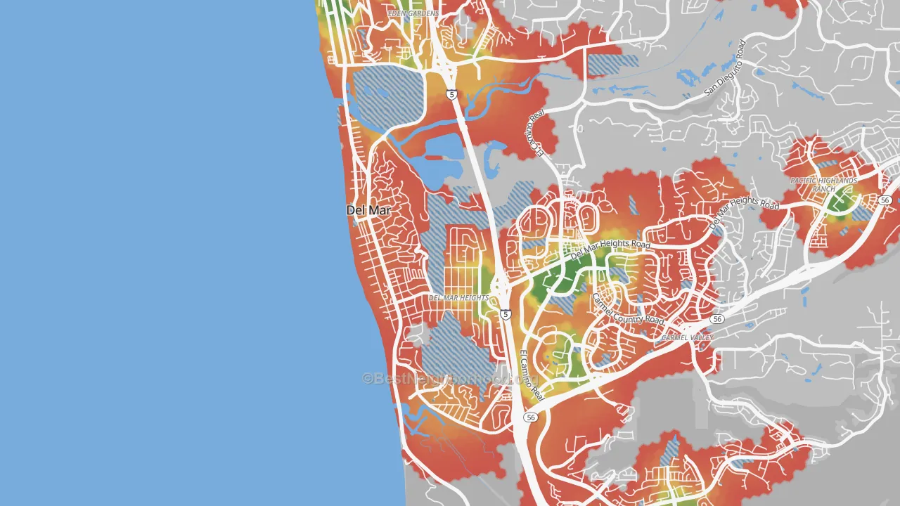 Walk Grade map of Del Mar, CA, walkable areas in green and car-dependent areas in red