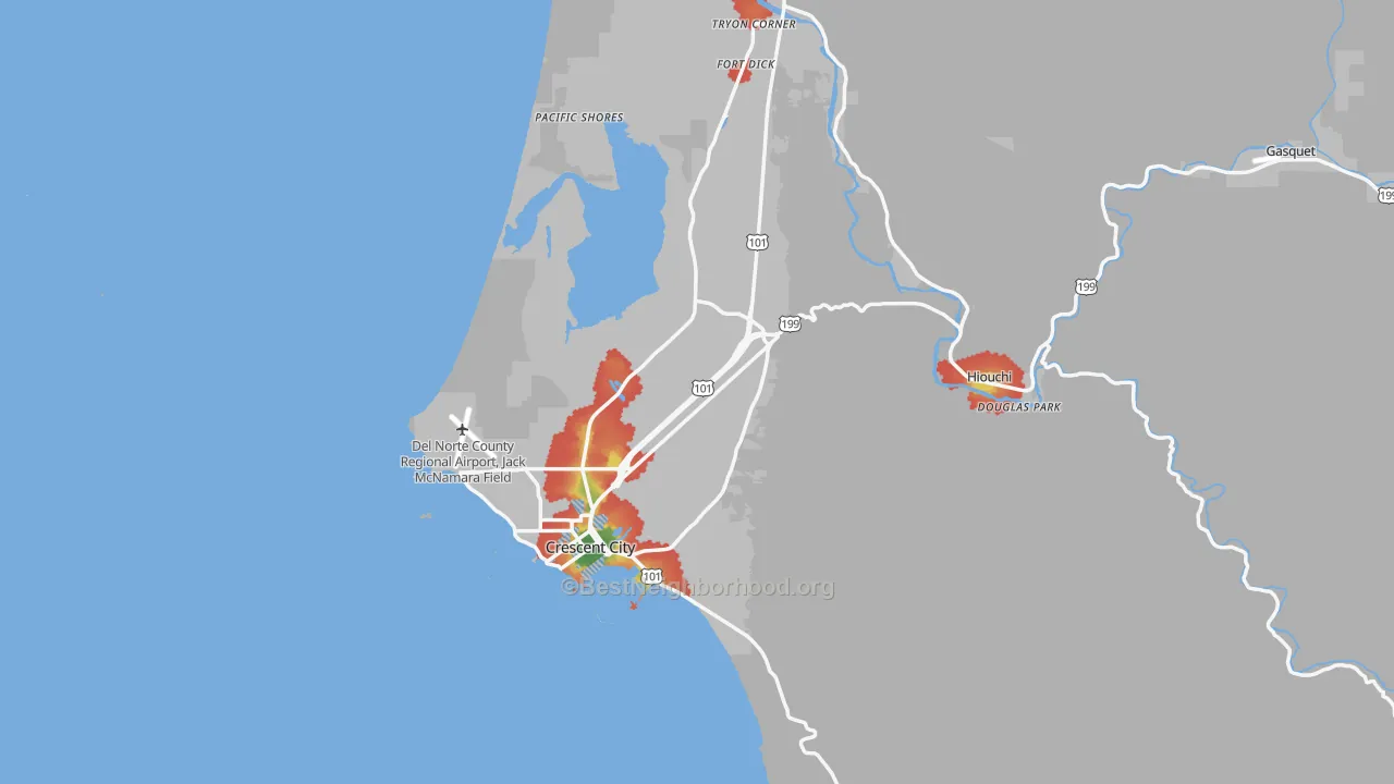 Walk Grade map of Del Norte County, CA, walkable areas in green and car-dependent areas in red