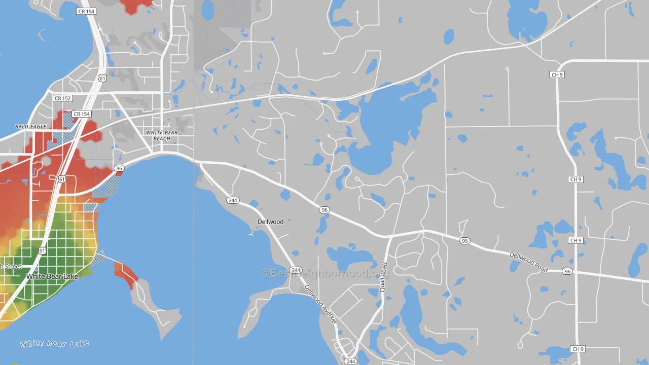 Walk Grade map of Dellwood, MN, walkable areas in green and car-dependent areas in red