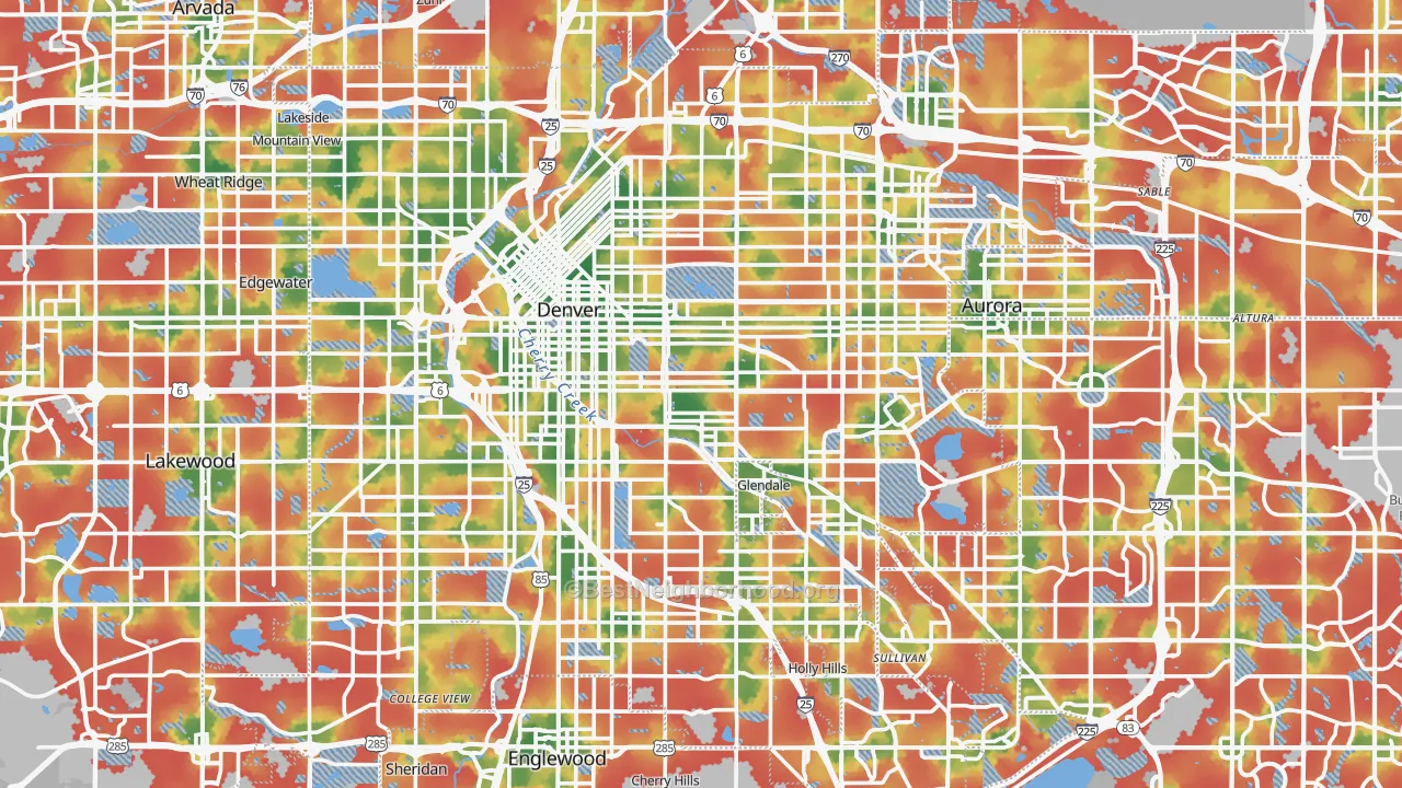 Walk Grade map of Denver County, CO, walkable areas in green and car-dependent areas in red