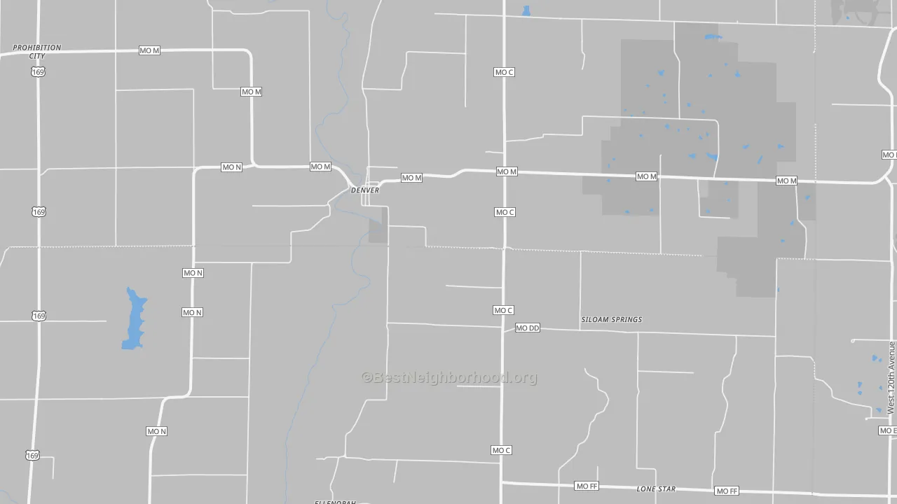 Walk Grade map of Denver, MO, walkable areas in green and car-dependent areas in red